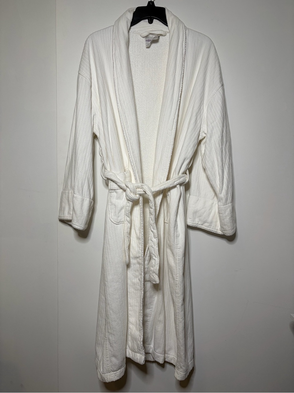 Women's White Robe - Picture 2 of 14